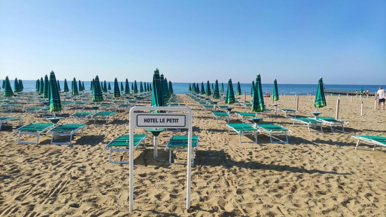 Le Petit Hotel Лідо-ді-Єзоло Екстер'єр фото